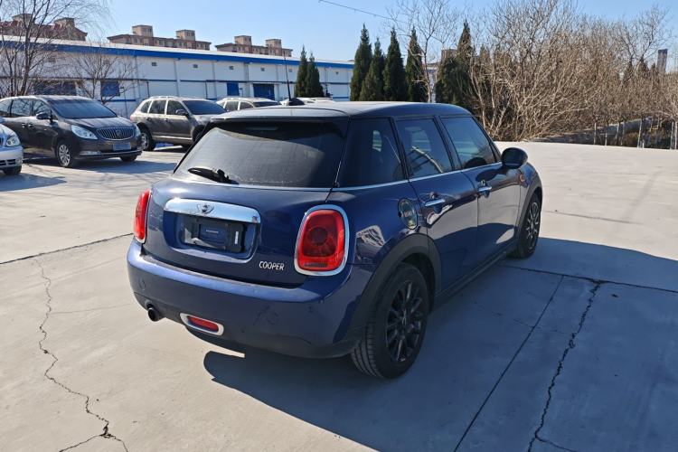Used  MINI 2016 1.5T COOPER Five-Door Edition
