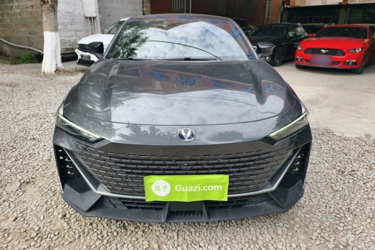 Used Changan UNI-V 2022 1.5T Prestige Version
