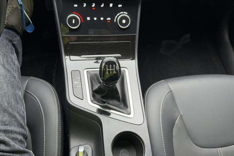 Used Chery Arrizo 5 2021 PRO 1.5L Manual Youth Edition
