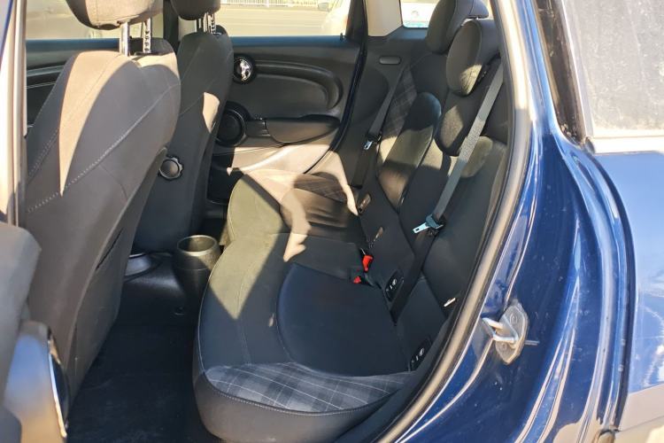 Used  MINI 2016 1.5T COOPER Five-Door Edition
