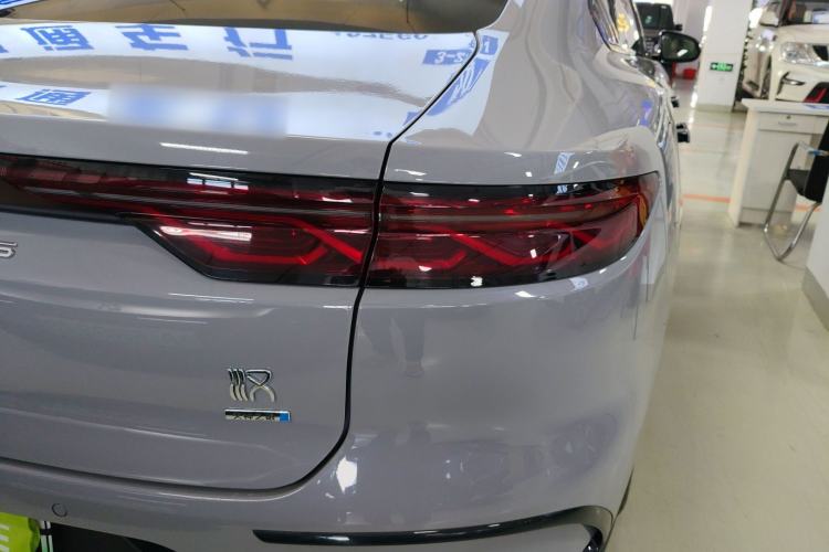 Used BYD Han 2025 DM-i Smart Drive 125KM Prestige Model
