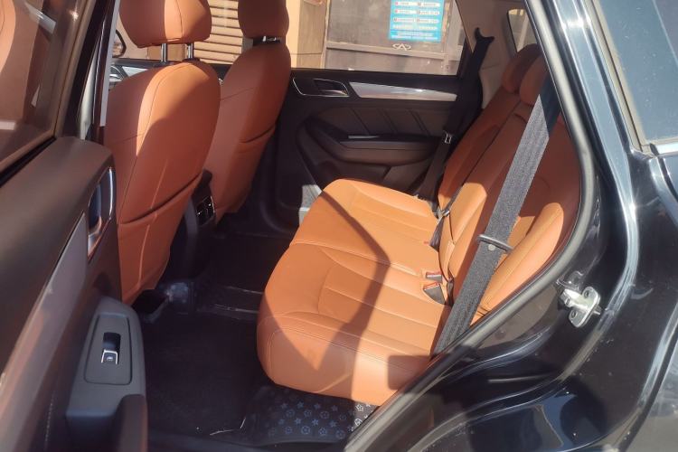 Used Roewe RX5 2018 20T Two-Wheel Drive Automatic Internet Smart Edition
