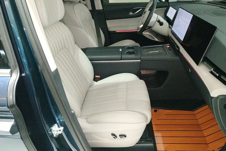 Used VOYAH Dream 2025 PHEV Four-Wheel-Drive Flagship Kunpeng Edition