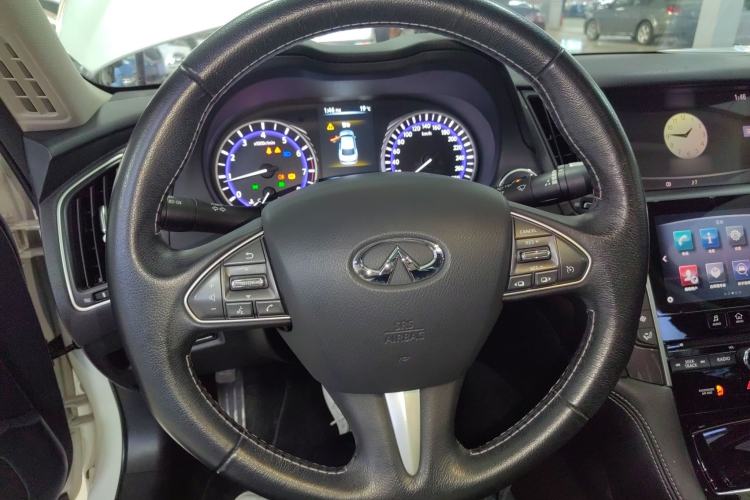 Used Infiniti Q50L 2015 2.0T Comfort Edition