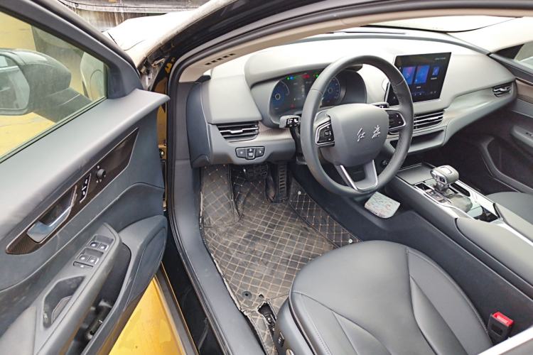 Used Hongqi E-QM5 2023 Revised Version Basic Travel Edition
