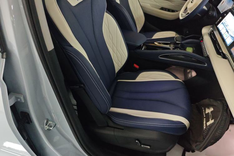 Used Geely Auto Monjaro L 2022 1.5T Leishen Hi·F Plug-in Hybrid Super Xun
