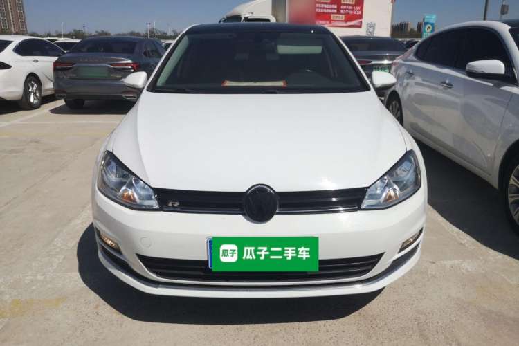 Used Volkswagen Golf 2016 230TSI Automatic Luxury Version
