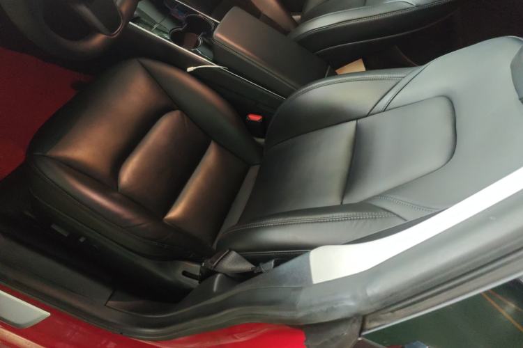 Used Tesla Model 3 2019 Standard Range Rear-Drive Upgraded Version
