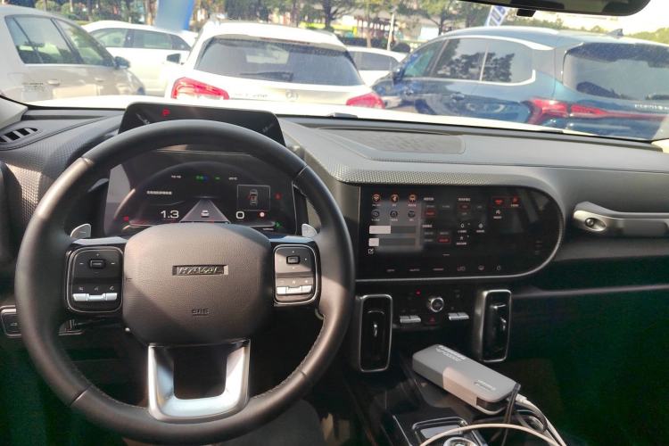 Used Haval DARGO 2022 2.0T DCT Two-Wheel Drive Huazhong Hound Edition
