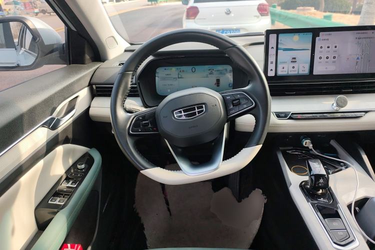 Used Geely Auto Emgrand L HiP 2022 1.5TD-DHT Pro 100KM Super Swift
