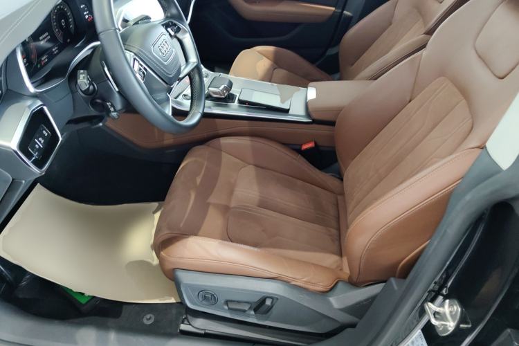 Used Audi A7L 2024 45 TFSI Luxury Edition
