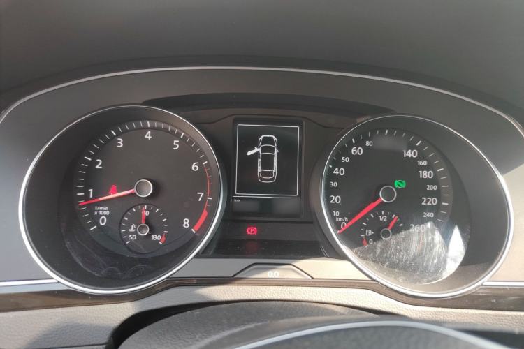 Used Volkswagen Magotan 2018 330TSI DSG Luxury Model
