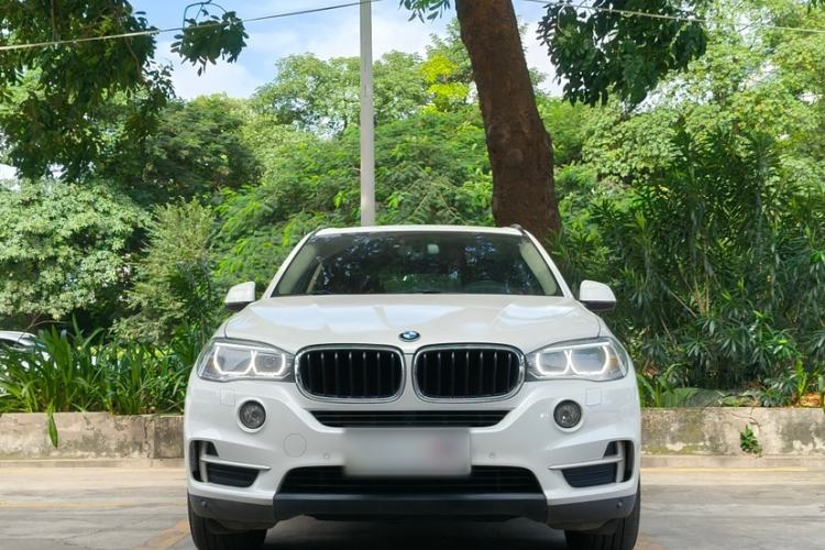 Used BMW X5 2015 xDrive28i
