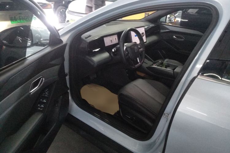 Used BYD Qin L 2025 EV 545KM Beyond Version
