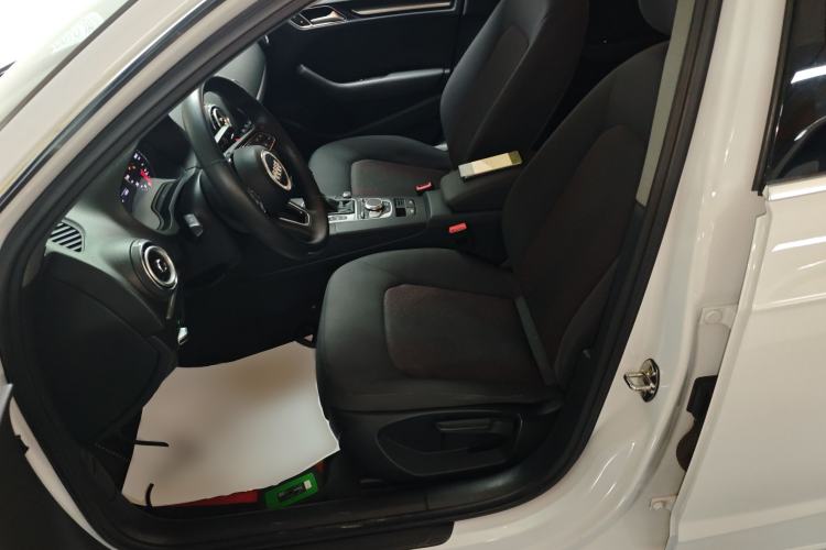 Used Audi A3 2018 30th Anniversary Edition Sportback 35 TFSI Ambition Model
