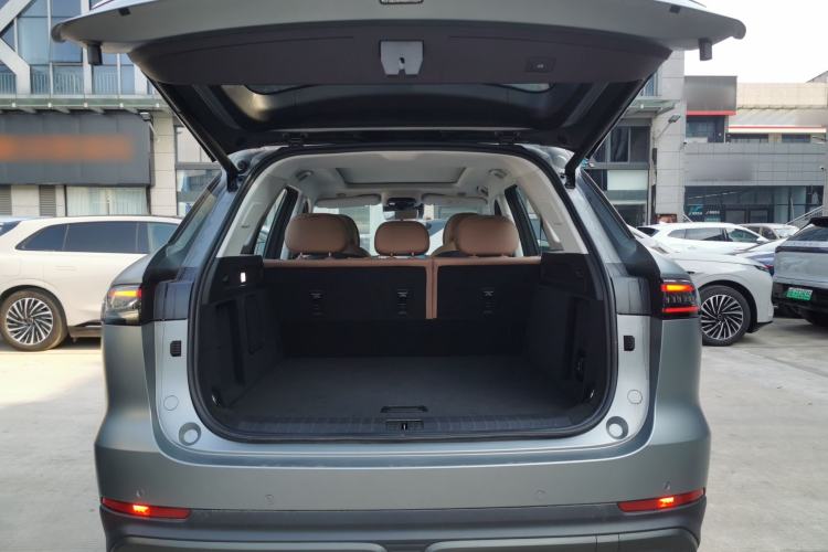 Used Chery Tiggo 8 L 2024 2.0T Two-Wheel Drive Prestige Version 5 Seats