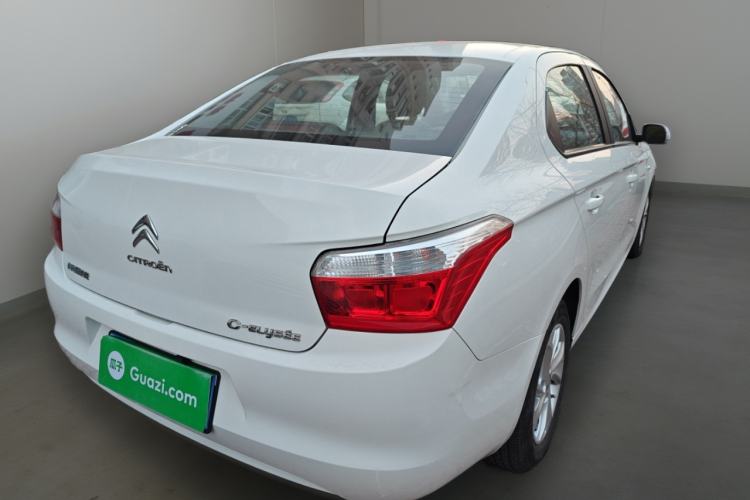 Used Citroen Elysee 2014 1.6L Manual Fashion Model CNG
