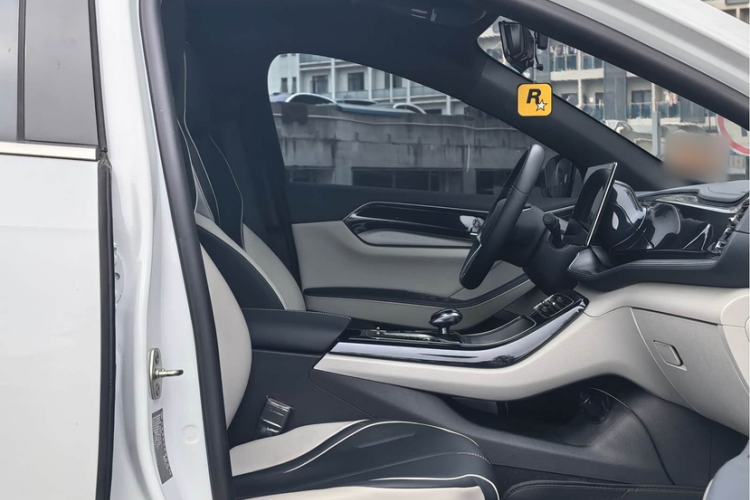 Used BYD Qin PLUS 2021 EV 400KM Luxury Model
