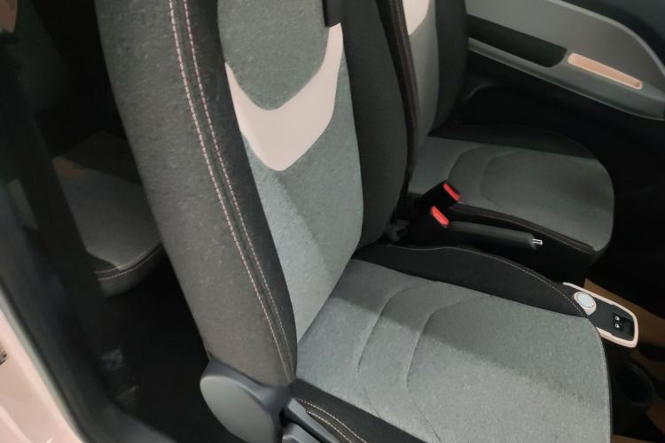 Used Chery QQ Ice Cream 2022 Pudding Model
