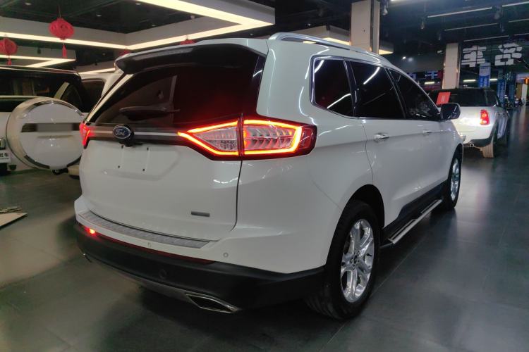 Used Ford Edge 2016 EcoBoost 245 Two-Wheel-Drive Titanium 7-Seater
