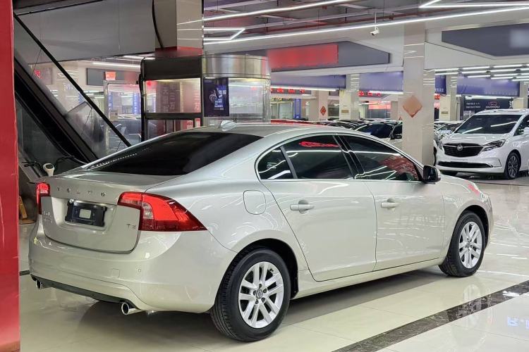 Used Volvo S60 2018 S60L T3 Smart Upgrade Edition
