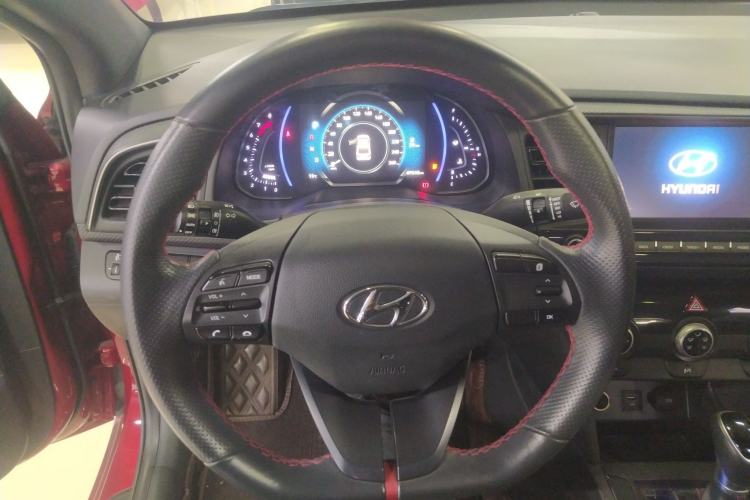 Used Hyundai Elantra 2019 1.4T Dual-Clutch Xuan Dong · Dynamic Model