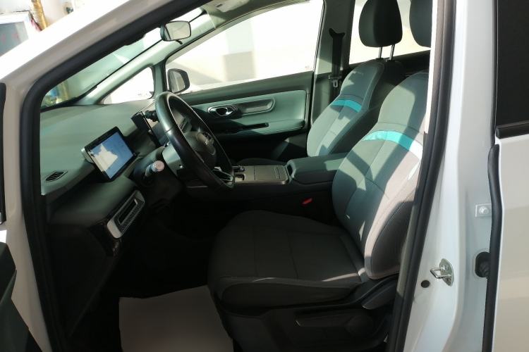 Used AION Y 2023 Younger