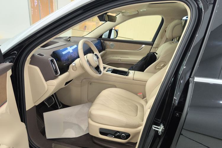 Used Hima AITO M9 2024 Range-Extended Ultra Version 52 kWh 5-Seater Model
