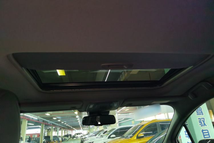 Used Toyota Sienna 2021 2.5L Hybrid Premium Edition
