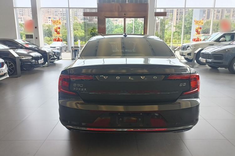 Used Volvo S90 2021 B5 Zhiyuan Luxury Edition

