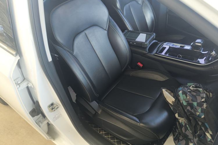 Used Roewe i6 MAX New Energy 2022 EV 500 Grand Touring Edition with Sunroof