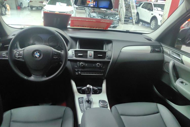 Used BMW X3 2016 sDrive20i
