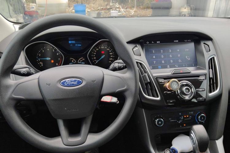 Used Ford Focus 2015 Hatchback 1.6L Automatic Comfort Model
