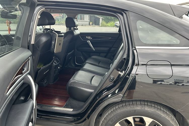 Used Honda Avancier 2017 240TURBO Two-Wheel Drive Premium Edition