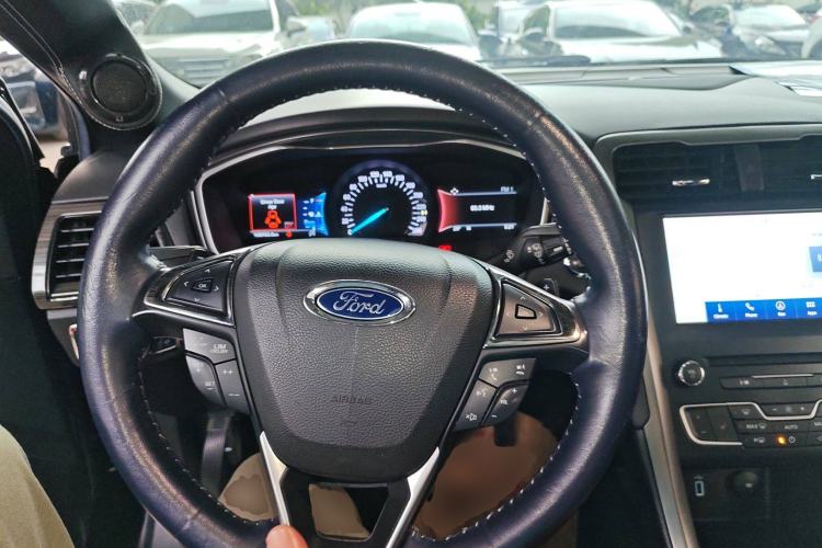 Used Ford Mondeo 2017 EcoBoost 180 Luxury Model
