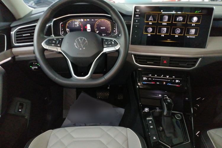 Used Volkswagen Tayron 2023 330TSI Two-Wheel-Drive Luxury Plus Advanced Version
