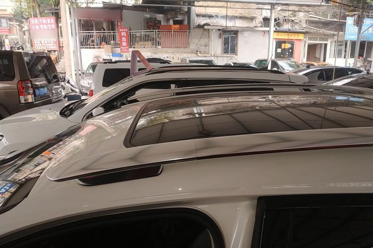 Used  6 2016 1.6T Luxury Edition THP160
