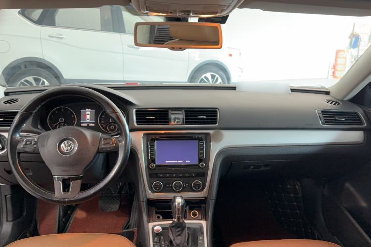 Used Volkswagen Passat 2014 1.8TSI DSG Prestige Edition
