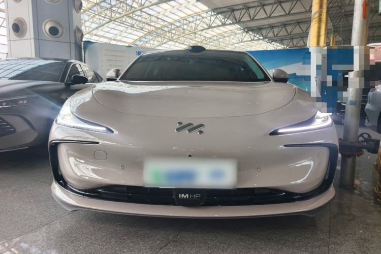 Used  L6 2024 Max Standard Edition