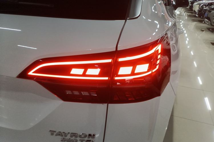 Used Volkswagen Tayron 2020 380TSI All-Wheel Drive R-Line Connected Version
