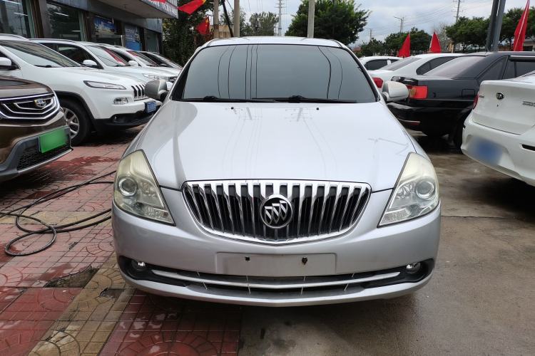 Used Buick Excelle 2013 1.5L Manual Classic Model
