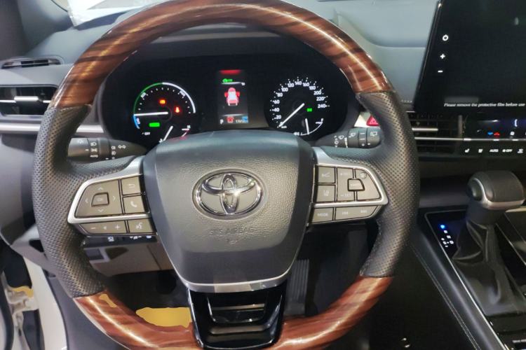 Used Toyota Sienna 2024 2.5L Hybrid Four-Wheel Drive Prestige Edition