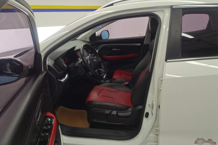 Used Haval H2s 2017 Red-Label 1.5T Dual-Clutch Elite Model
