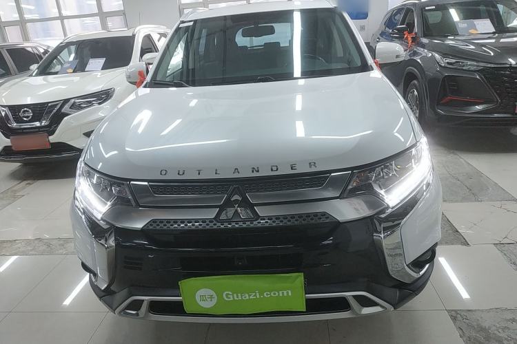 Used Mitsubishi Outlander 2020 2.0L Two-Wheel Drive Enjoyment Version 5 Seats

