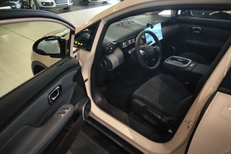 Used AION UT 2025 330 Starlight Edition