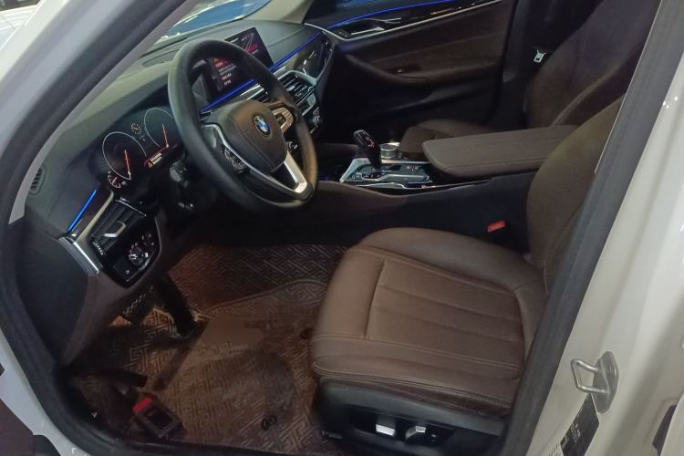 Used BMW 5 Series 2019 Facelifted 525Li Luxury Package
