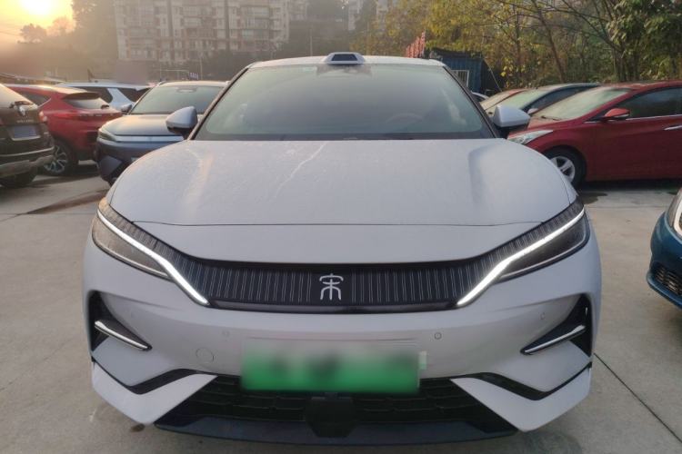 Used BYD Song L EV 2025 Intelligent Driving Version 662 km LiDAR Excellence Edition
