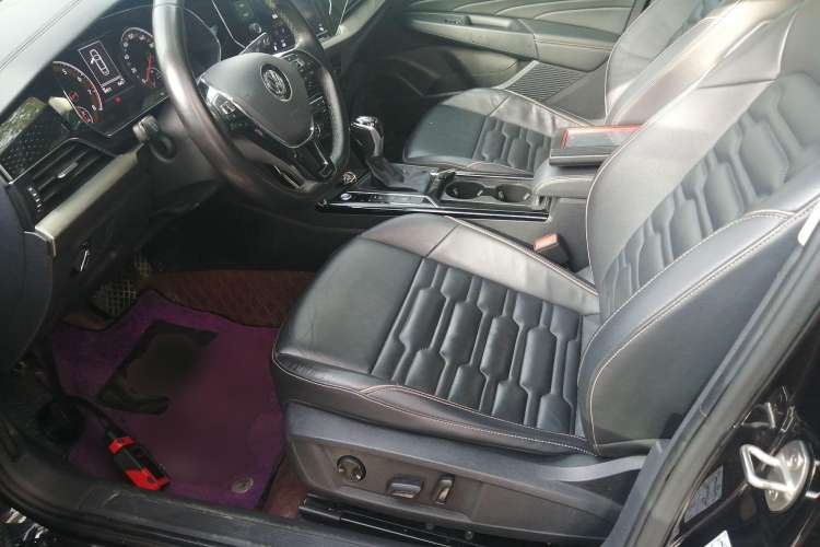 Used Volkswagen Passat 2019 330TSI Elite Edition China VI
