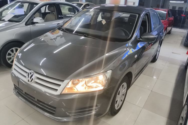 Used Volkswagen Santana 2015 1.6L Automatic Fashion Edition