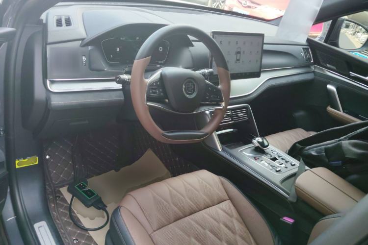 Used BYD Tang New Energy 2021 DM-i 112KM Prestige Model
